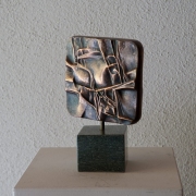 SB 3a / Drehrelief, Bronce, Höhe 25 cm, Vorderseite
