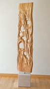 SH 17a / Drehrelief, Kirschbaumholz, Höhe 180 cm