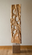 SH 16a / Drehrelief, Birnbaumholz, Höhe 140 cm, Vorderseite